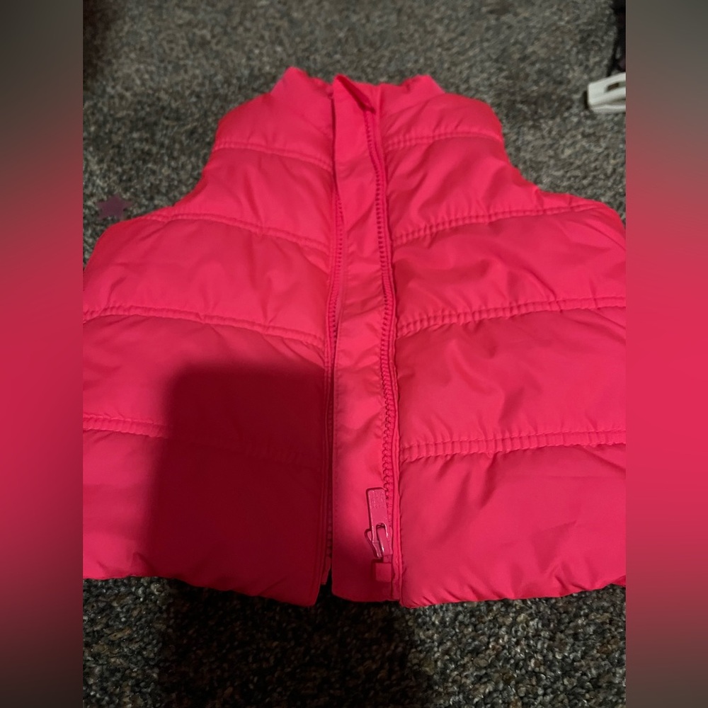 Baby Gap puff vest. Size 3 years old. Color:pink